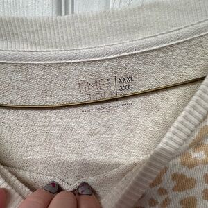 Time and Tru Beige Animal Print Pullover
